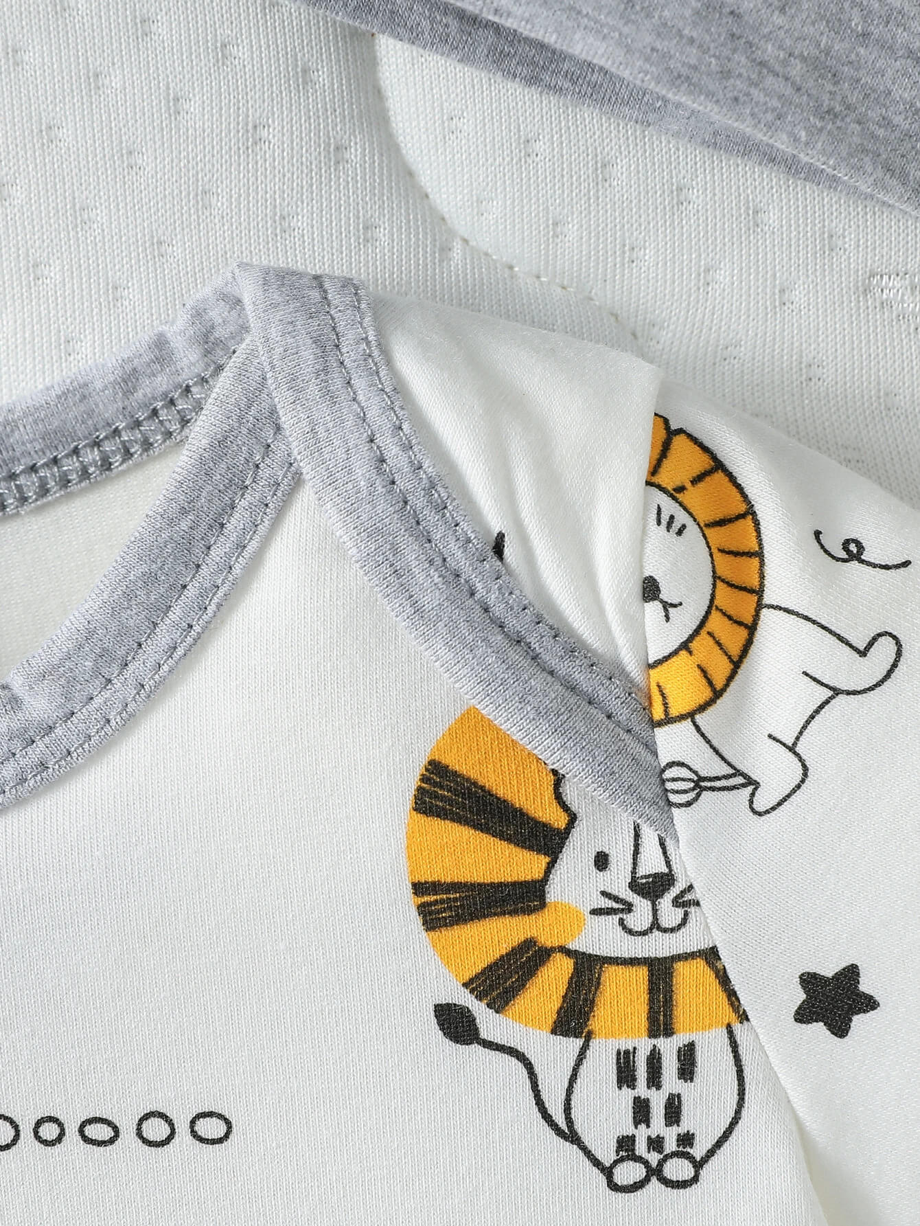 Lion Print Outfit – Bodysuit, Shorts, Hat, Mittens & Bib Set - Image 3