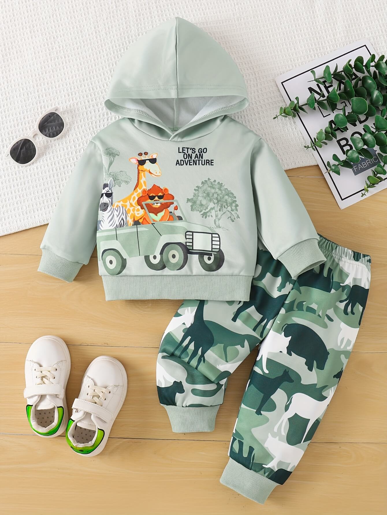 Safari Adventure Sweatshirts & Pants Set